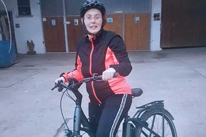 Martina Thurner dank Endometriose-Therapie beim Radfahren (Foto: Martina Thurner) Martina Thurner dank Endometriose-Therapie beim Radfahren