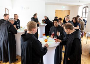 Brüdertreffen Neuburg_Austausch (Barmherzige Brüder Bayern/Robert Kiderle )