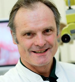 Dr. Matthias Weikert (Foto: altrofoto.de) Foto von Dr. Matthias Weikert, Klinik für Hals-Nasen-Ohrenheilkunde