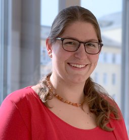 Julia Riemann, Referentin Weiterbildung (Atmungstherapeut, Intensivpflege und Anästhesie Pflegepädagogin M.A., Gesundheits- und Krankenpflegerin
