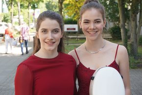 Die Musikerinnen Berenike Brusis (l.) und Cosima Federle (Foto: Privat Federle/Brusis)