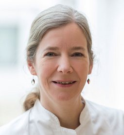 OA Dr. Annette Keller-Wackerbauer, Fachärztin für Kinder- und Jugendmedizin, Neonatologie